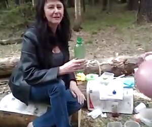 Terlihat zakar untuk 3 video ibu matang dengan keldai besar.