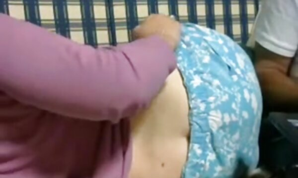 XXX Suami India mahu wanita matang dengan buah dada besar untuk menulis isteri seksi tentang dia.