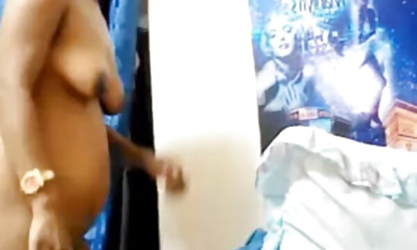 XXX Tiada seorang pun anak lelaki yang membuat video untuk ibu dan anak lelaki berkomunikasi melalui kamera web dengan bapa tiri mereka.